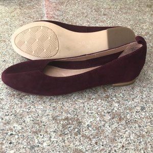 Caslon Suede flats